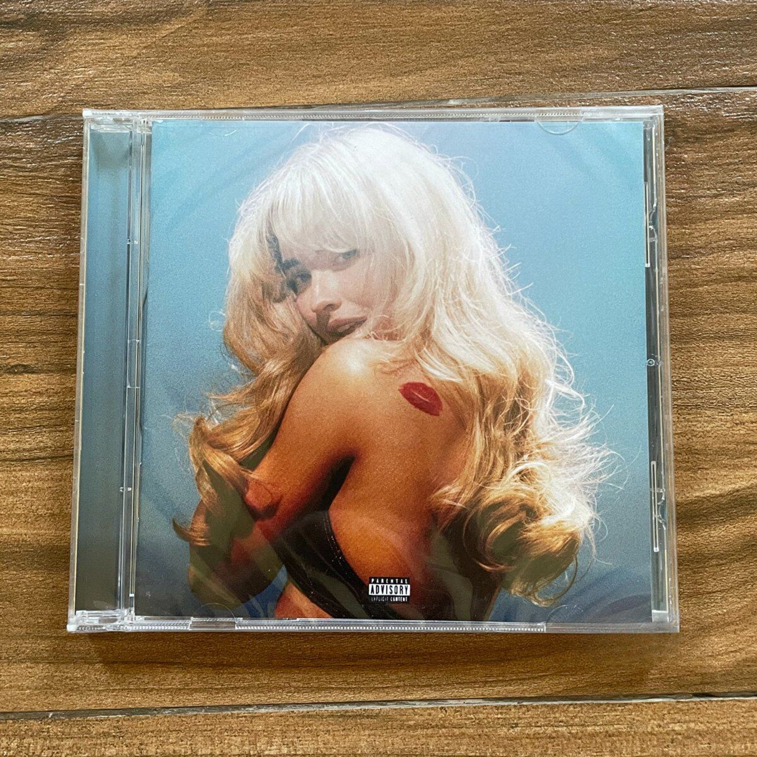 Rare Sealed Sabrina Carpenter  - مراجعة Home Decor Simulator وسعره
