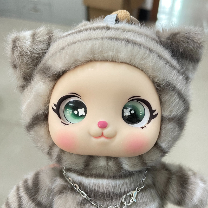 New Cute Kitty Vinyl Face Plus - مراجعة Home Decor Inspo وسعره