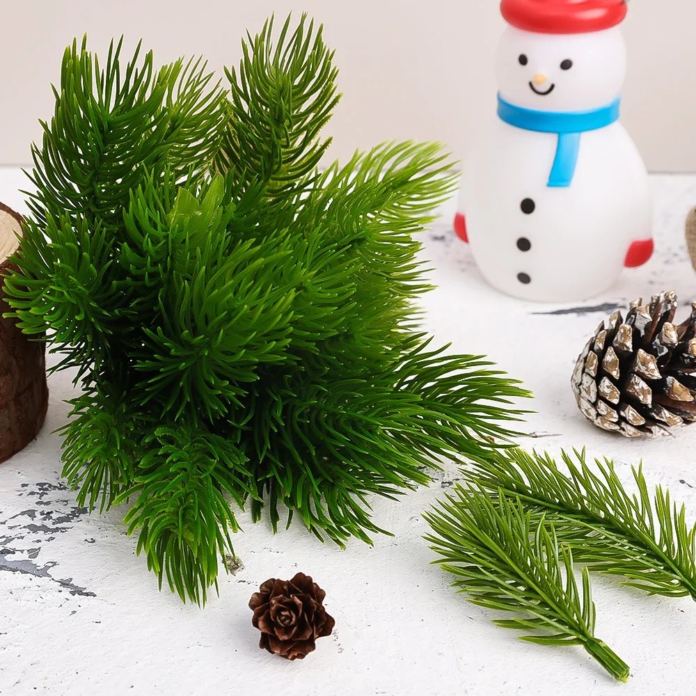 200/10Pcs Artificial Pine Need - مراجعة Home Decor Xmas Tree وسعره